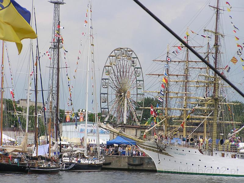 P7040295.JPG - Okręty można było także z wysokości podziwiać