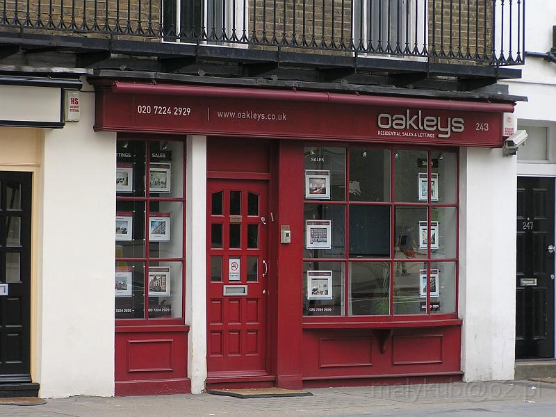 P7263184.JPG - Baker Street shop