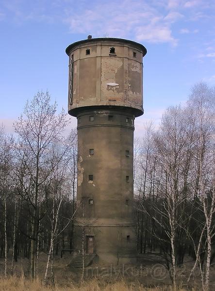 TG--las.jpg - wieża ciśnień przy byłej lokomotywowni "Las" w Tarnowskich Górach